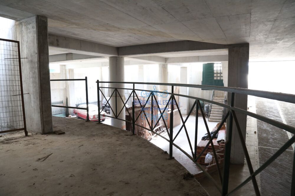 (for rent) Commercial Building || Athens north suburbs / Agia Paraskevi - 1910.0sq.m, 10.000€