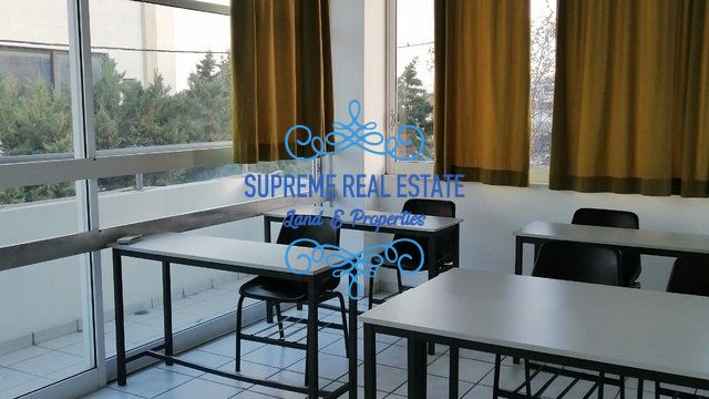 (Προς Ενοικίαση) Επαγγελματικός Χώρος Γραφείο || Γλυκά Νερά /  - 137τ.μ, 1575€