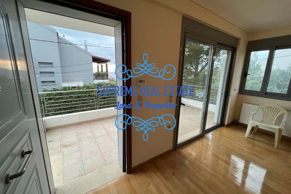 (For Sale) Residential Maisonette || Chalandri /  - 203sq 3B/R, 680000€