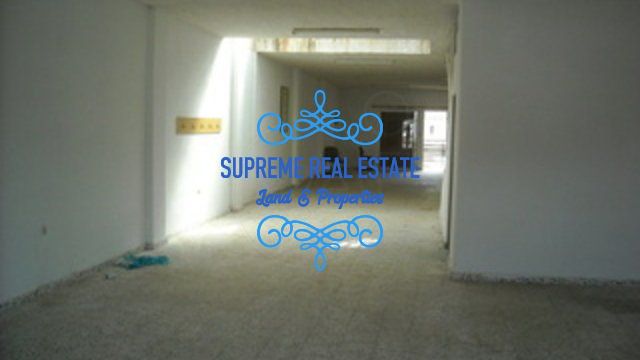 (Προς Ενοικίαση) Επαγγελματικός Χώρος Κατάστημα || Σπάτα /  - 350τ.μ, 1200€