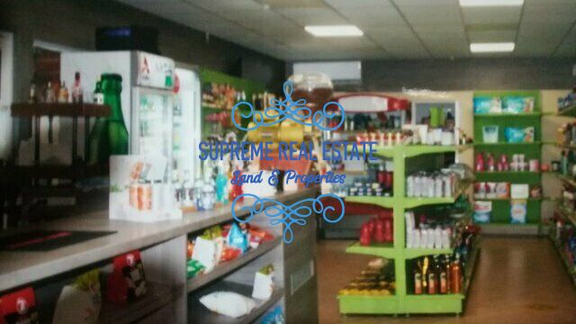 (Προς Πώληση) Επαγγελματικός Χώρος Κατάστημα || Γέρακας /  - 300τ.μ, 900000€