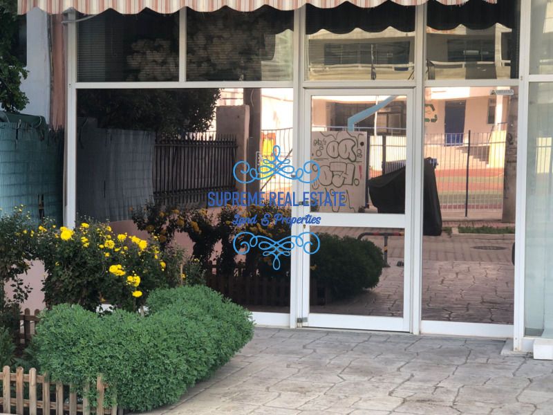 (Προς Ενοικίαση) Επαγγελματικός Χώρος Γραφείο || Γλυκά Νερά /  - 30τ.μ, 350€