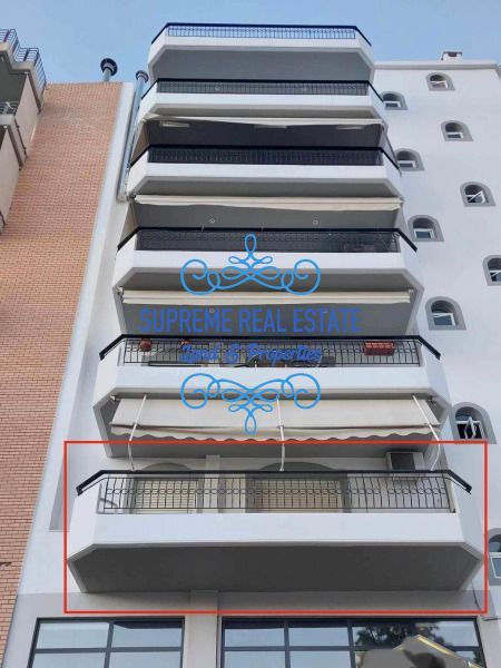 (Προς Ενοικίαση) Επαγγελματικός Χώρος Γραφείο || Γέρακας /  - 62τ.μ, 600€