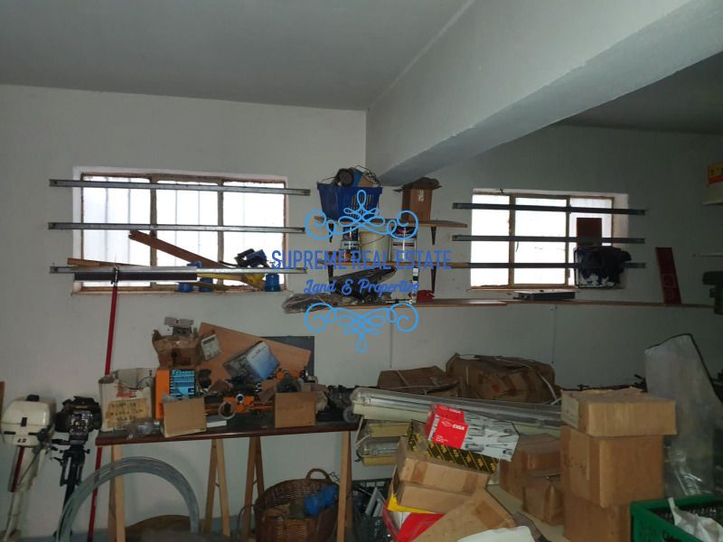 (Προς Ενοικίαση) Επαγγελματικός Χώρος Αποθήκη || Χαλάνδρι /  - 155τ.μ, 650€