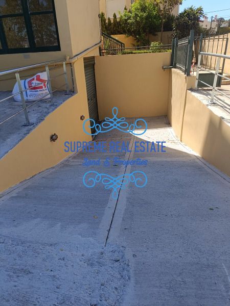 (Προς Ενοικίαση) Επαγγελματικός Χώρος Αποθήκη || Μαρούσι /  - 200τ.μ, 900€