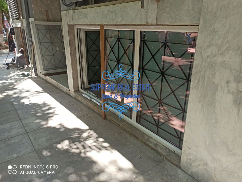 (Προς Πώληση) Επαγγελματικός Χώρος Αποθήκη || Αμπελόκηποι /  - 82τ.μ, 53000€