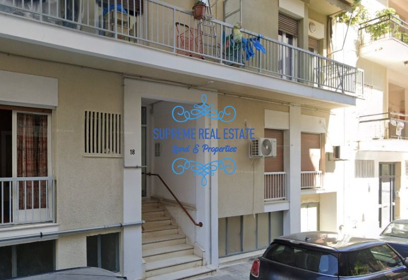 (Προς Πώληση) Επαγγελματικός Χώρος Αποθήκη || Ιλίσια /  - 400τ.μ,75000€