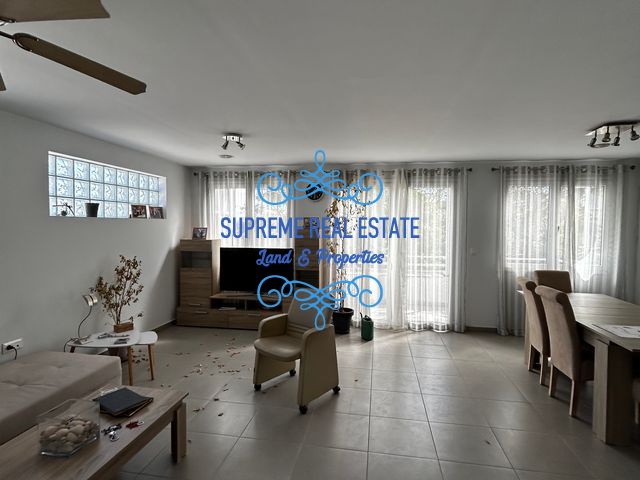 (To Rent) Commercial Office || Chalandri /  - 80sq 800€