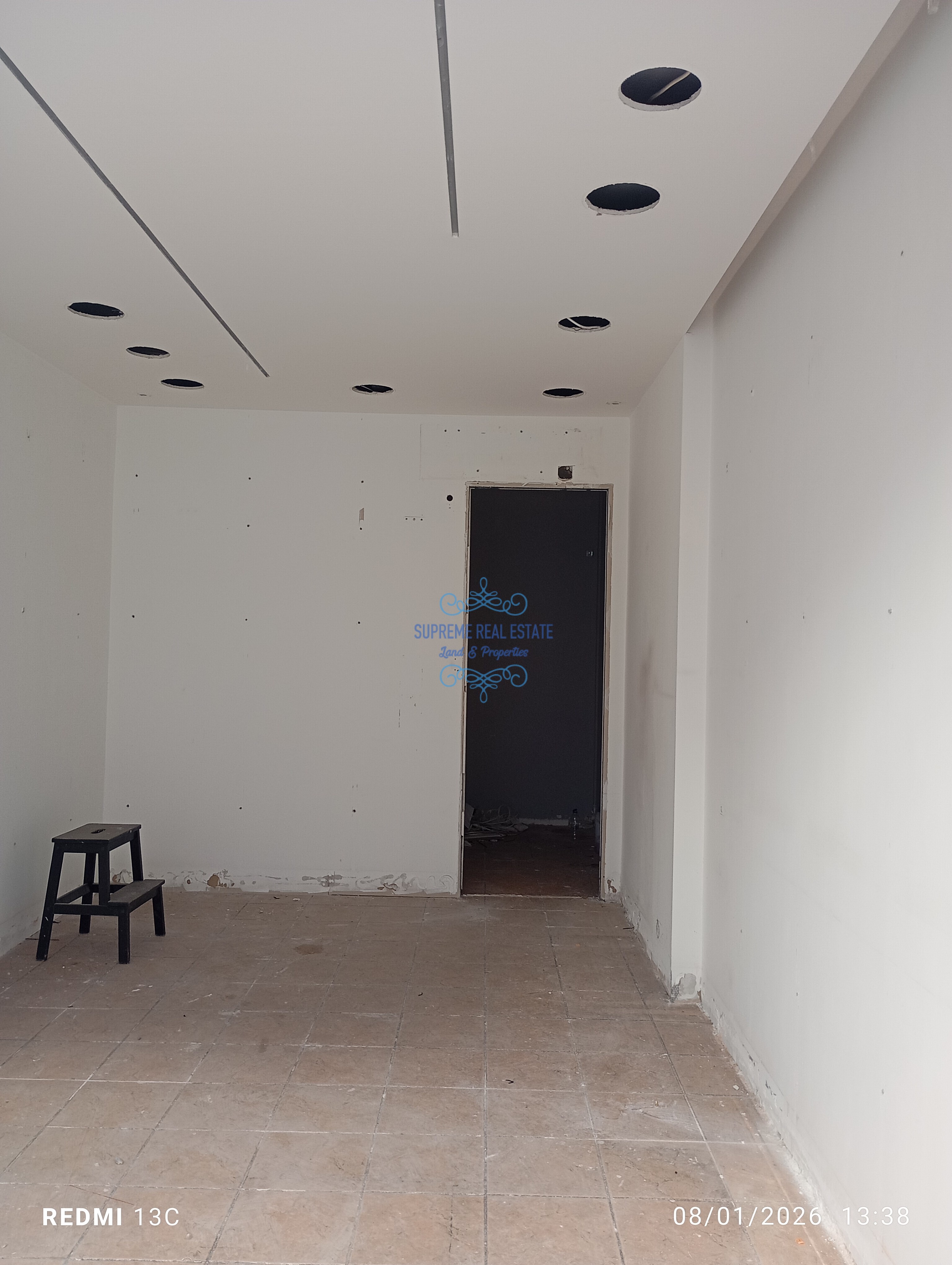 (προς ενοικίαση) Επαγγελματικό Κατάστημα || Αθήνα - Βόρεια Προάστια / Χαλάνδρι - 54.0τ.μ., 900€